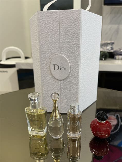 dior montaigne set|dior montaigne interior.